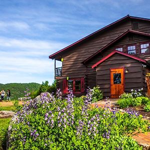 Garnet Hill Lodge